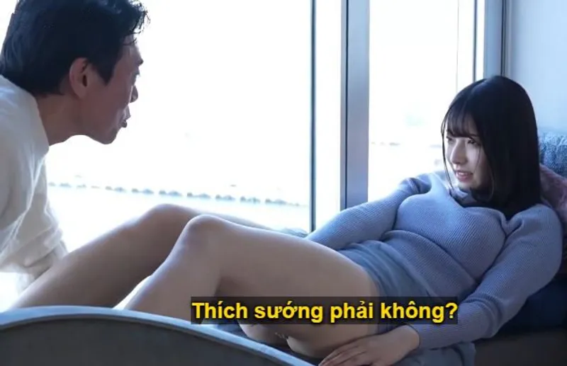 Cuộc chạm trán giữa ông chú lớn tuổi và cô diễn viên trẻ mới nổi tại nhà nghỉ sang trọng.